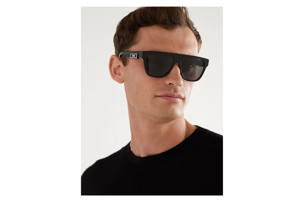 Dior B23