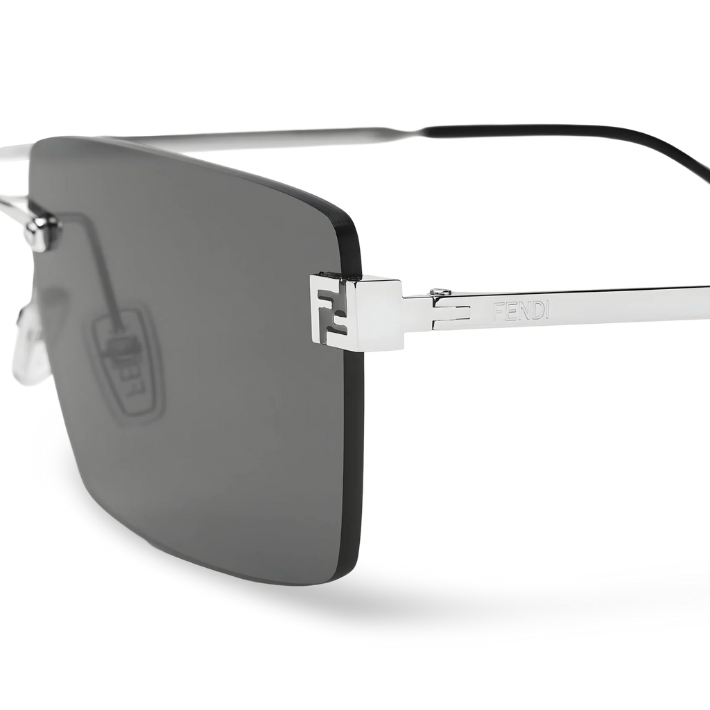 Fendi Sky FE40165U